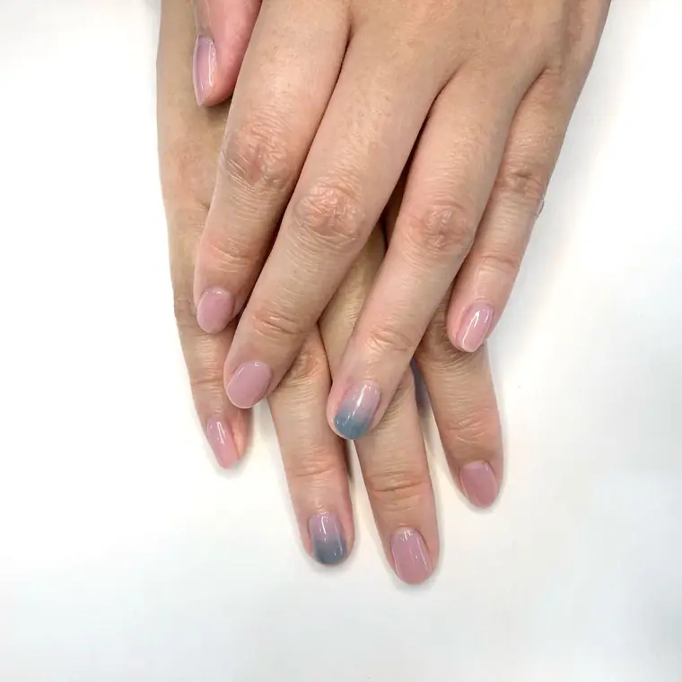 Nude ombre set with a soft grey-blue accent nail